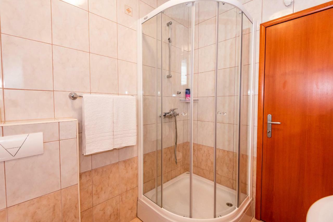 Apartmani Marina Klek Exterior foto