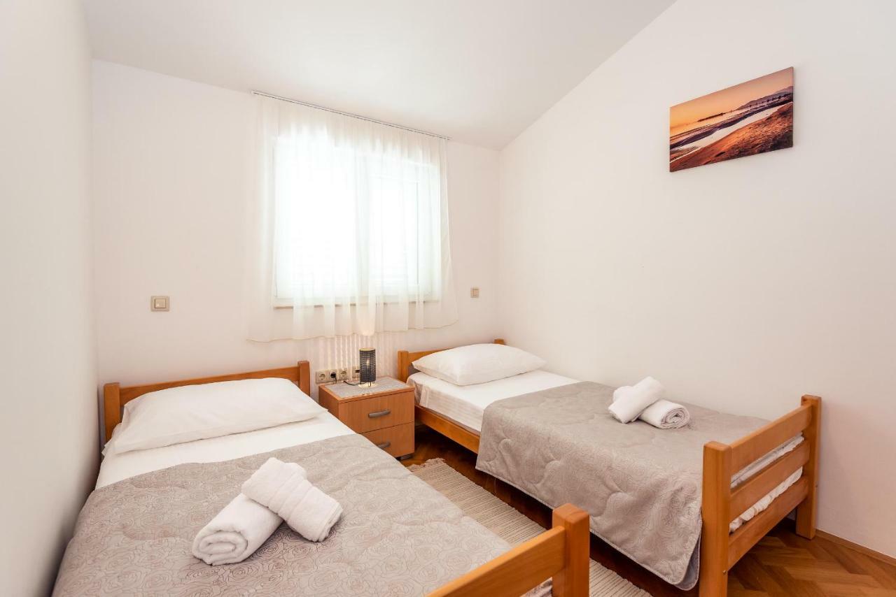 Apartmani Marina Klek Exterior foto